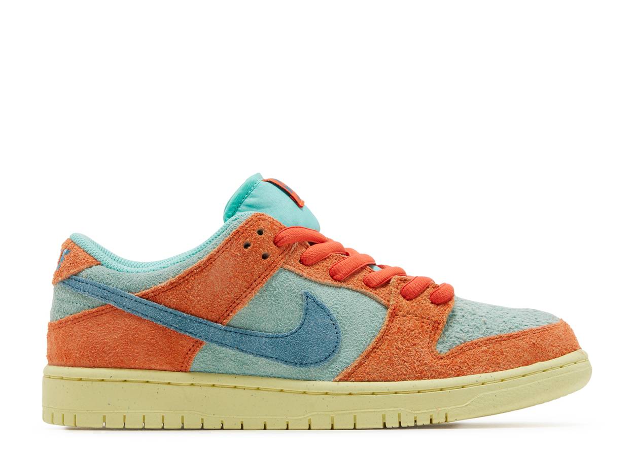 Nike Dunk Low SB Orange Emerald