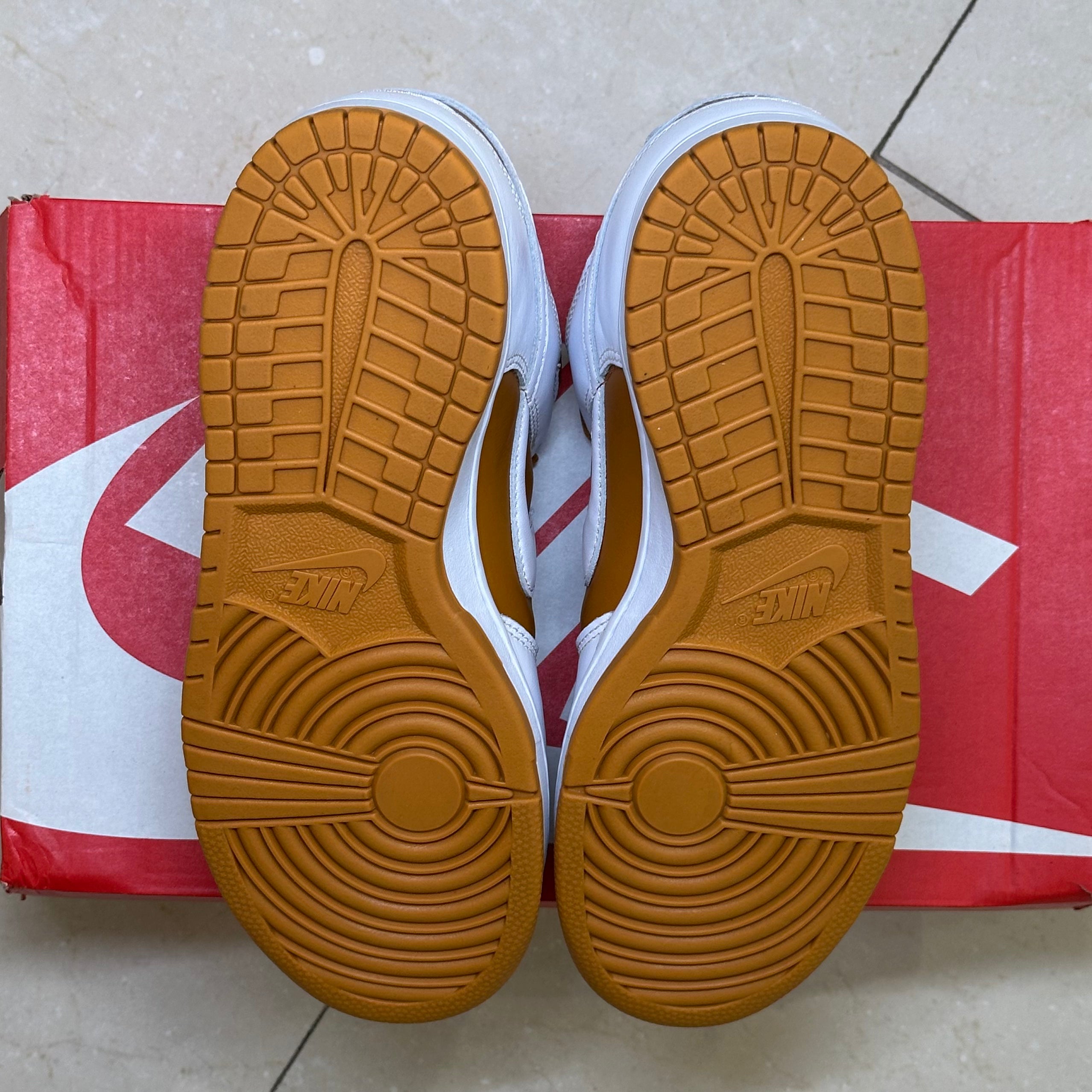Nike Dunk Low QS CO.JP Reverse Curry (2024) (Pre-Owned)