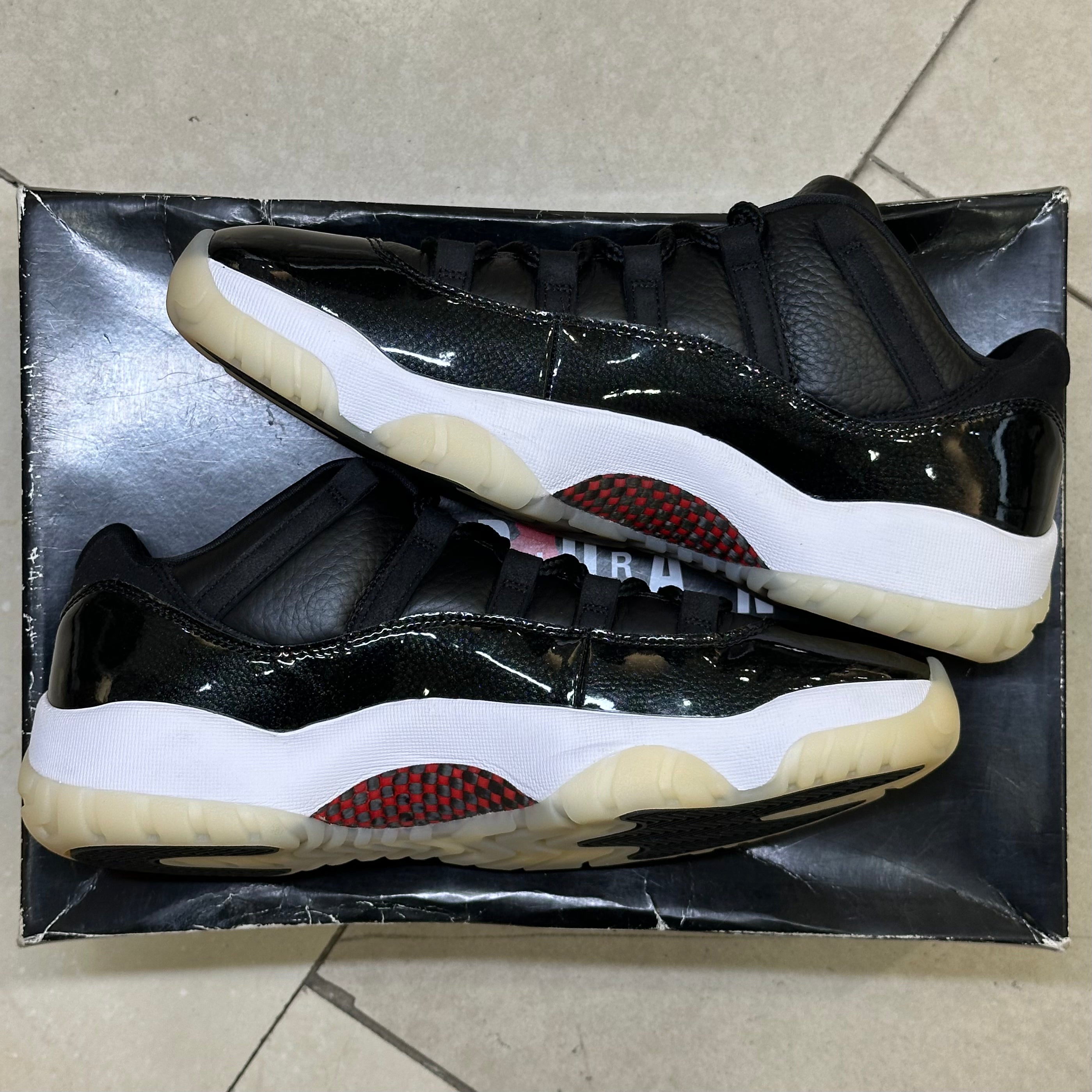 Air Jordan 11 Retro Low 72-10 (Pre-Owned)