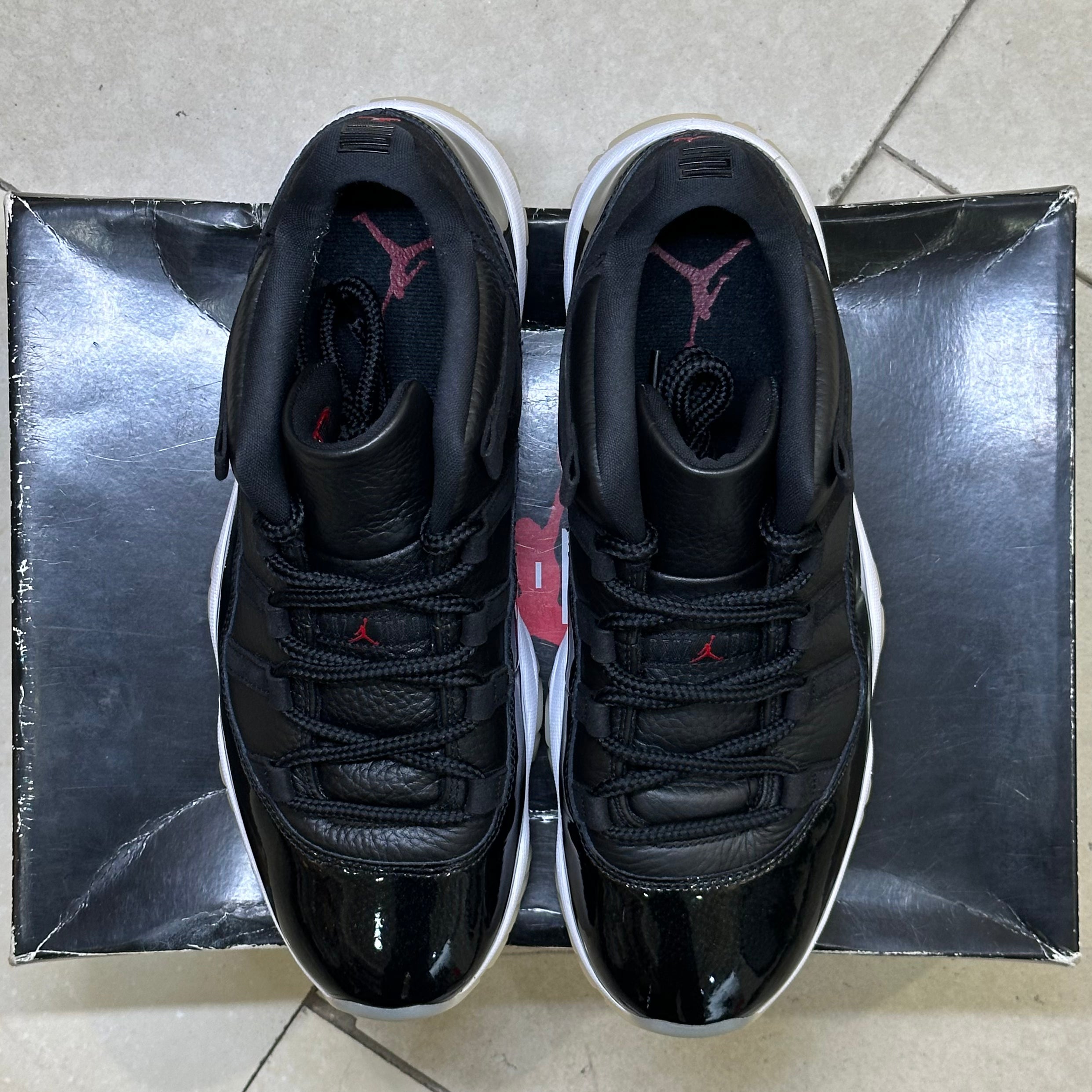 Air Jordan 11 Retro Low 72-10 (Pre-Owned)