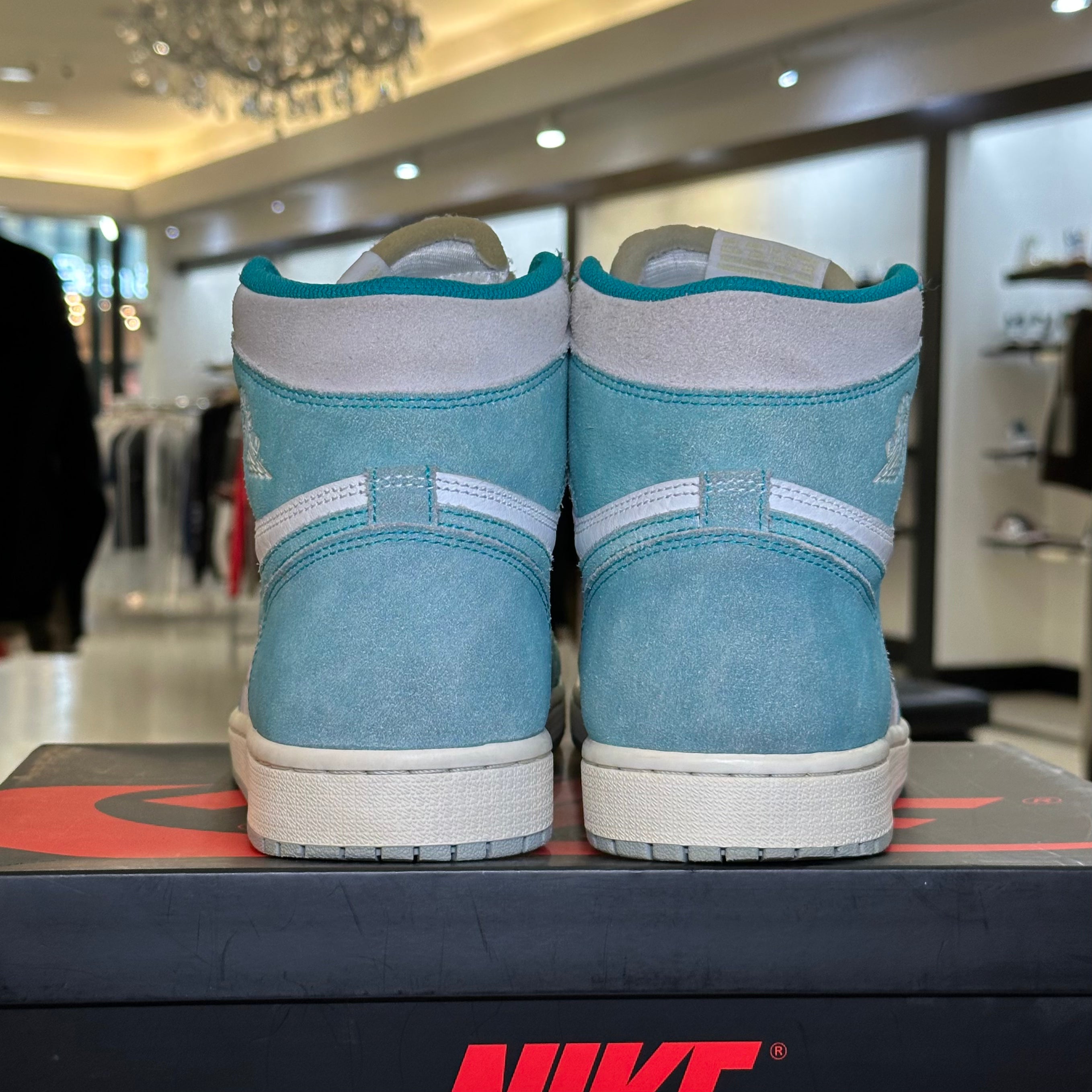 Air Jordan 1 Retro High Turbo Green (Pre-Owned)