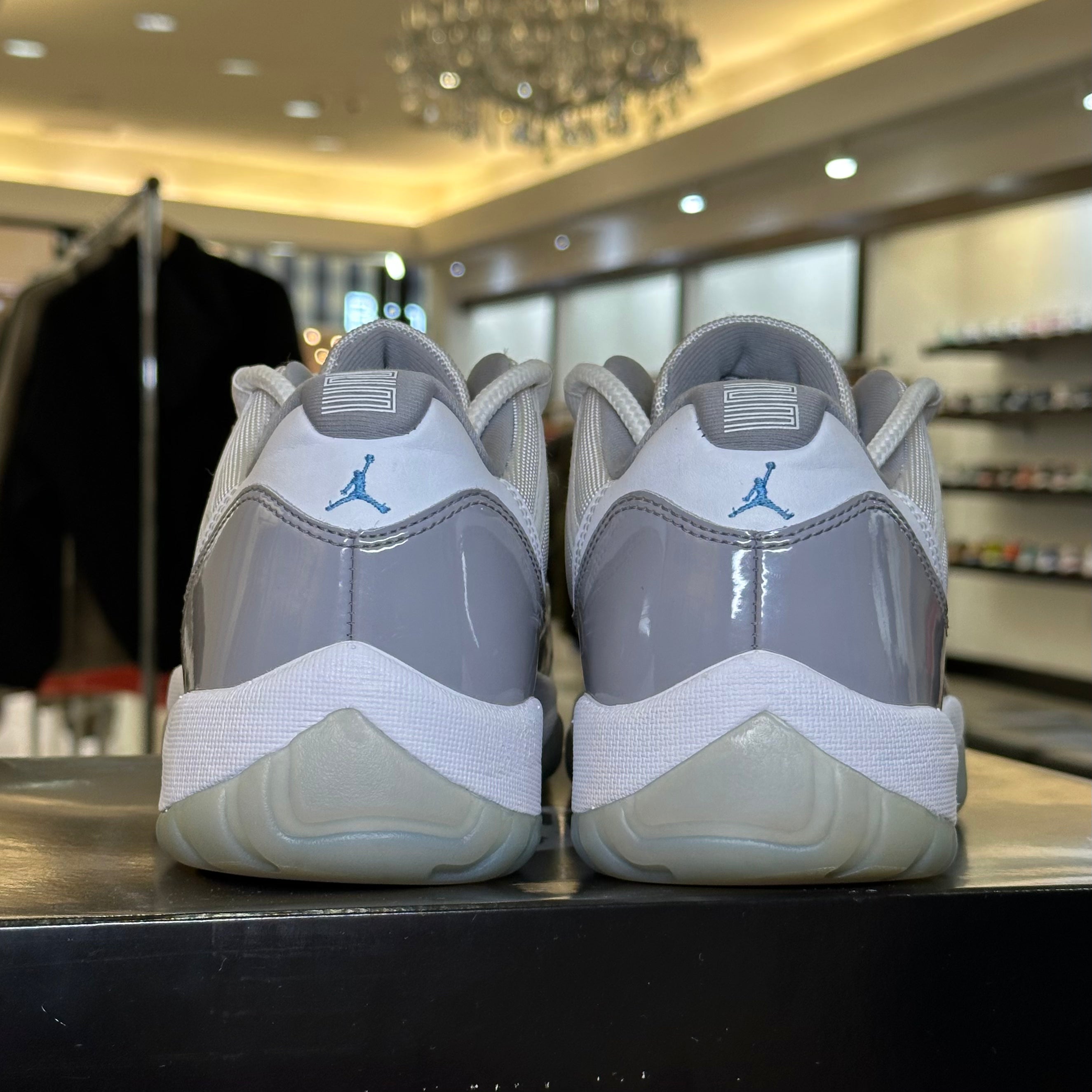 Air Jordan 11 Retro Low Cement Grey (Pre-Owned)