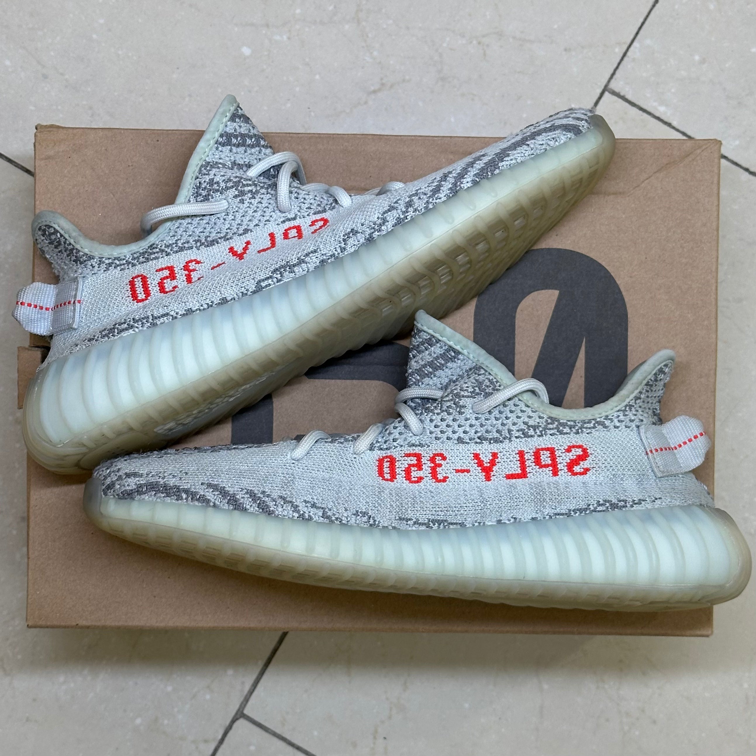 Adidas Yeezy Boost 350 V2 Blue Tint (Pre-Owned)