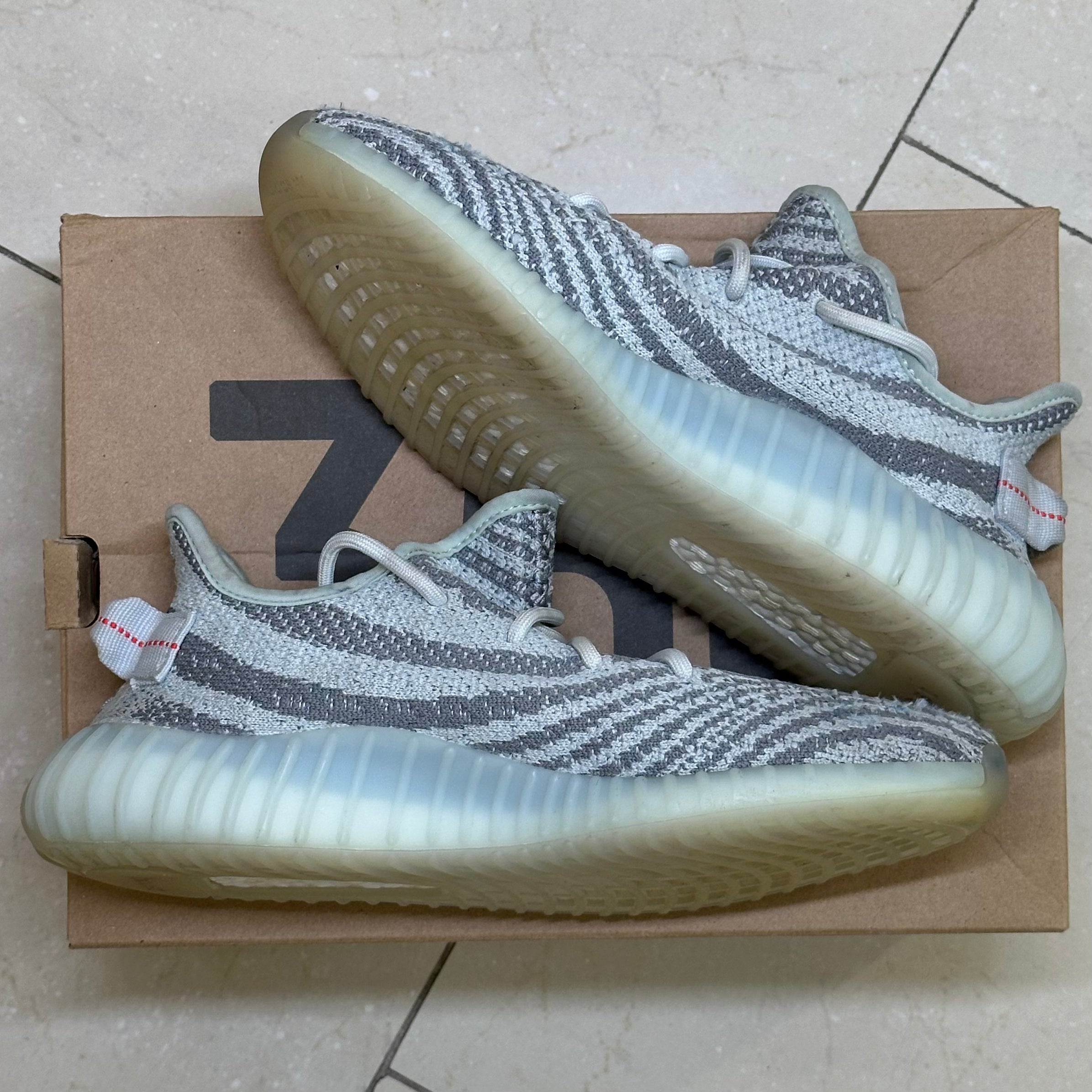 Adidas Yeezy Boost 350 V2 Blue Tint (Pre-Owned)