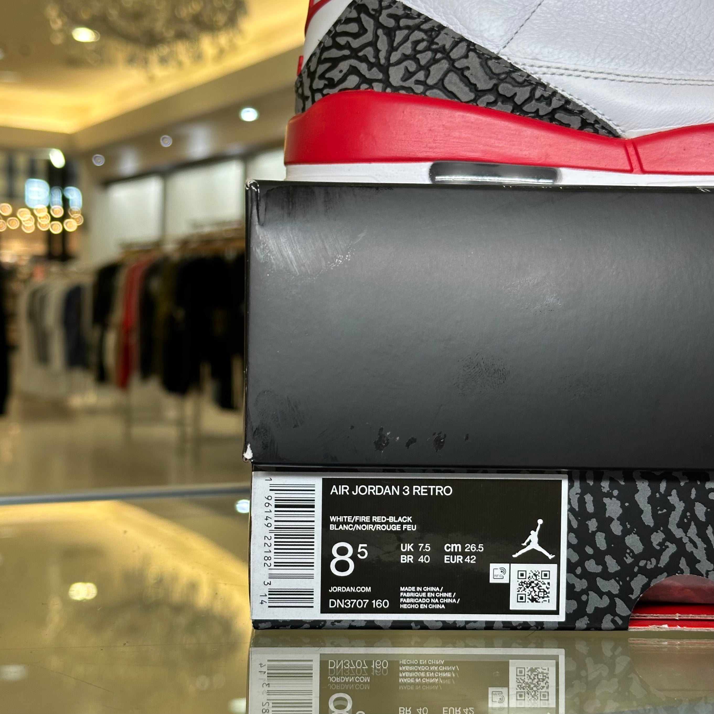 Air Jordan 3 Retro Fire Red (2022) (Pre-Owned)