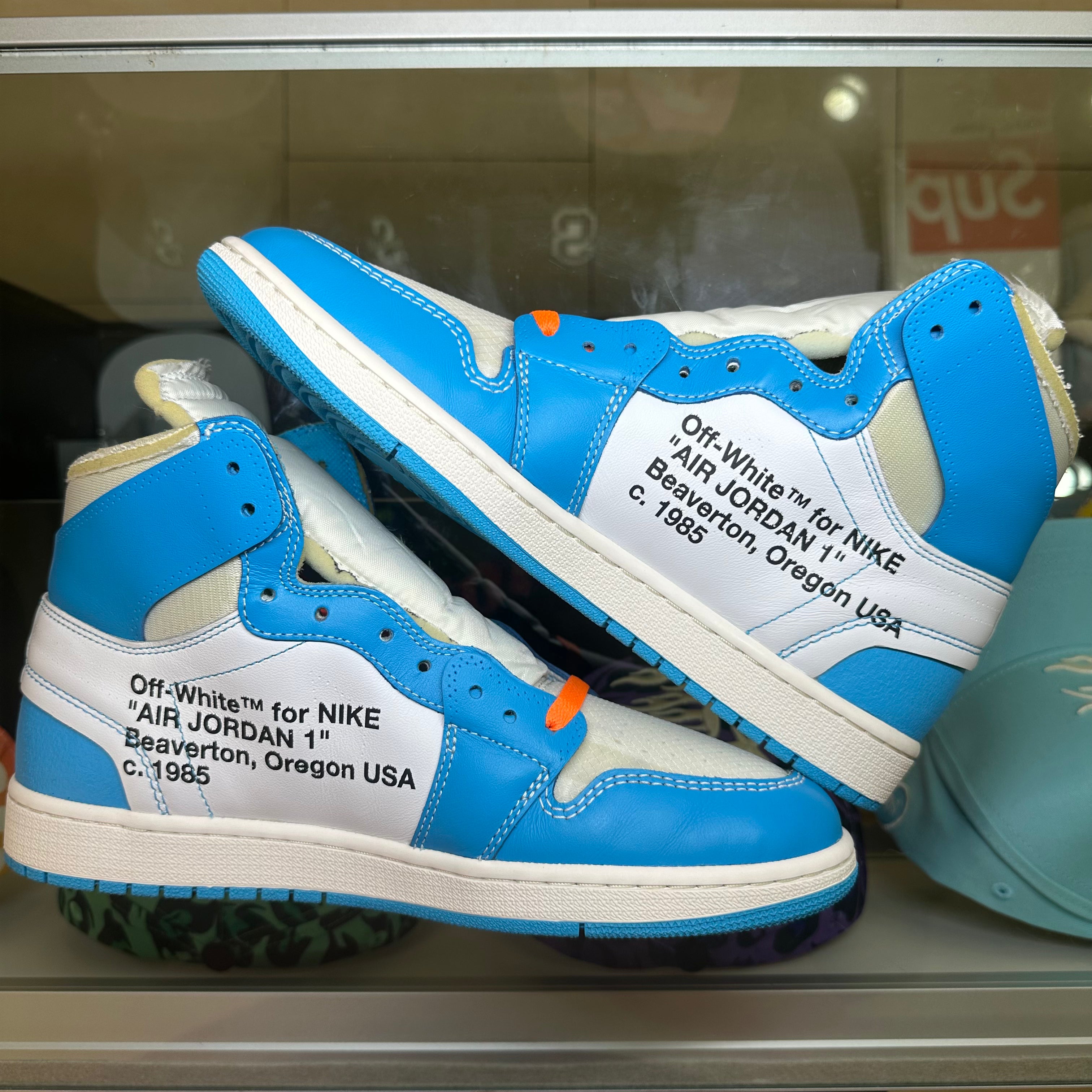 Air Jordan 1 Retro High Off-White University Blue (Pre-Owned)