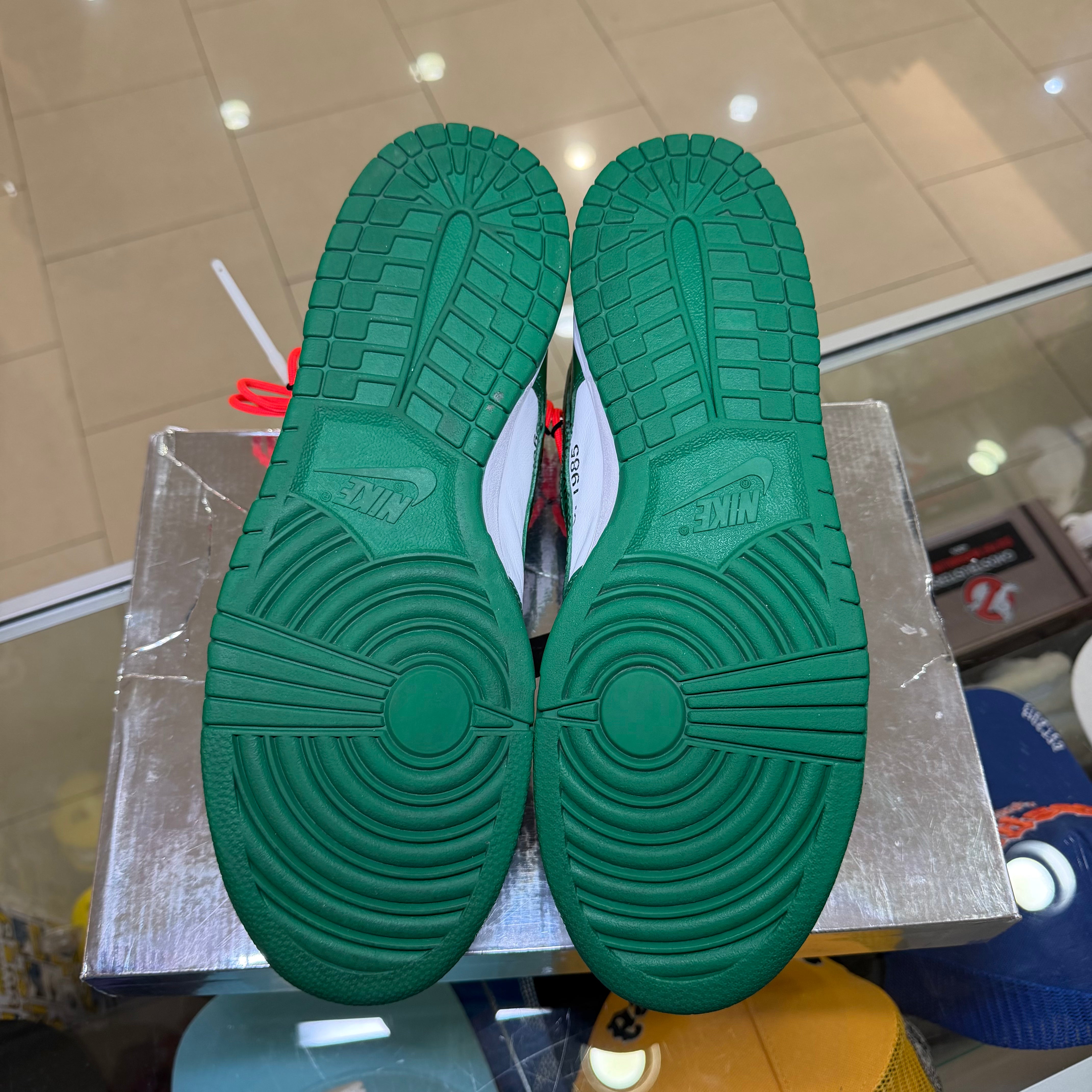 Nike Dunk Low Off-White Pine Green (Pre-Owned)