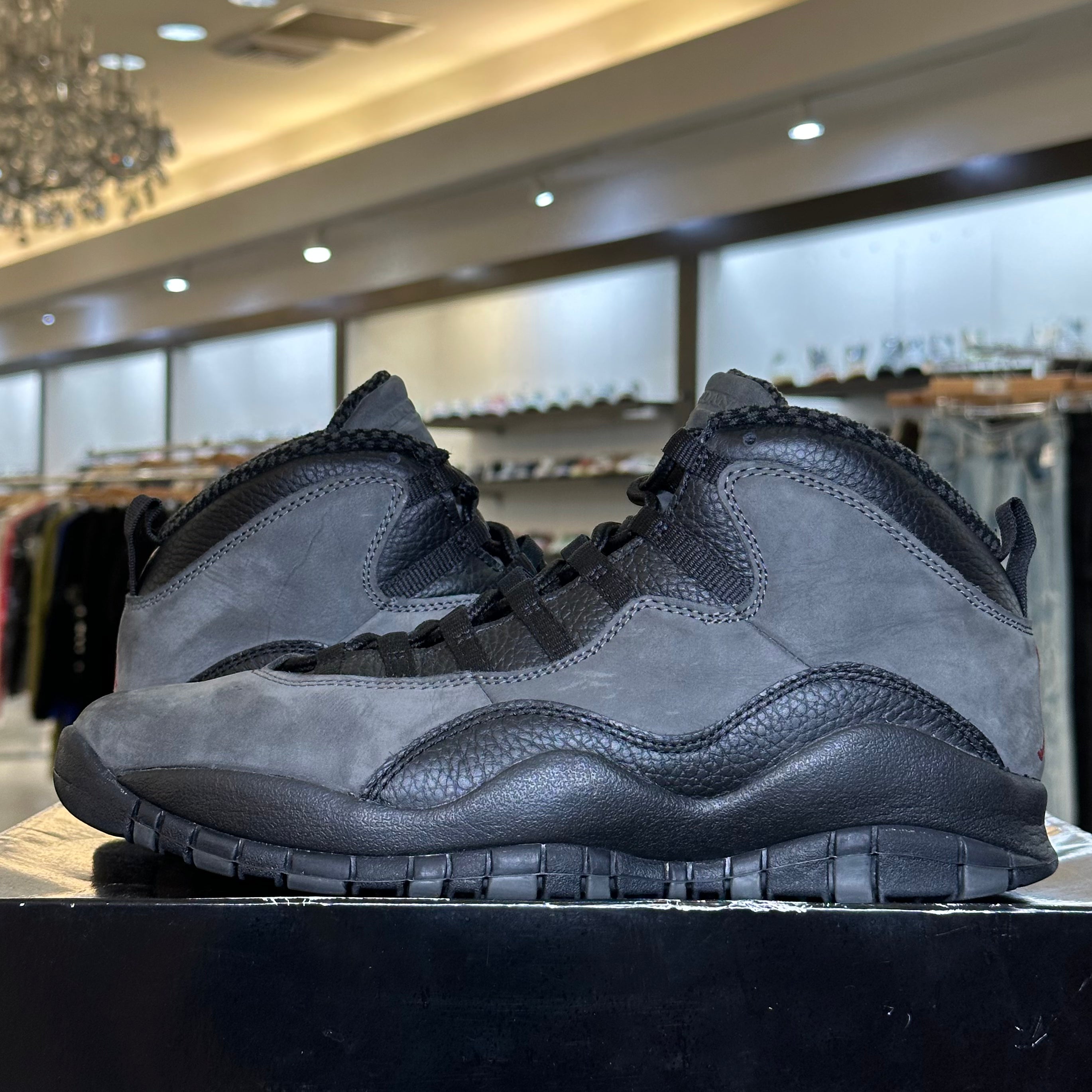 Air Jordan 10 Retro Shadow (2018) (Pre-Owned)