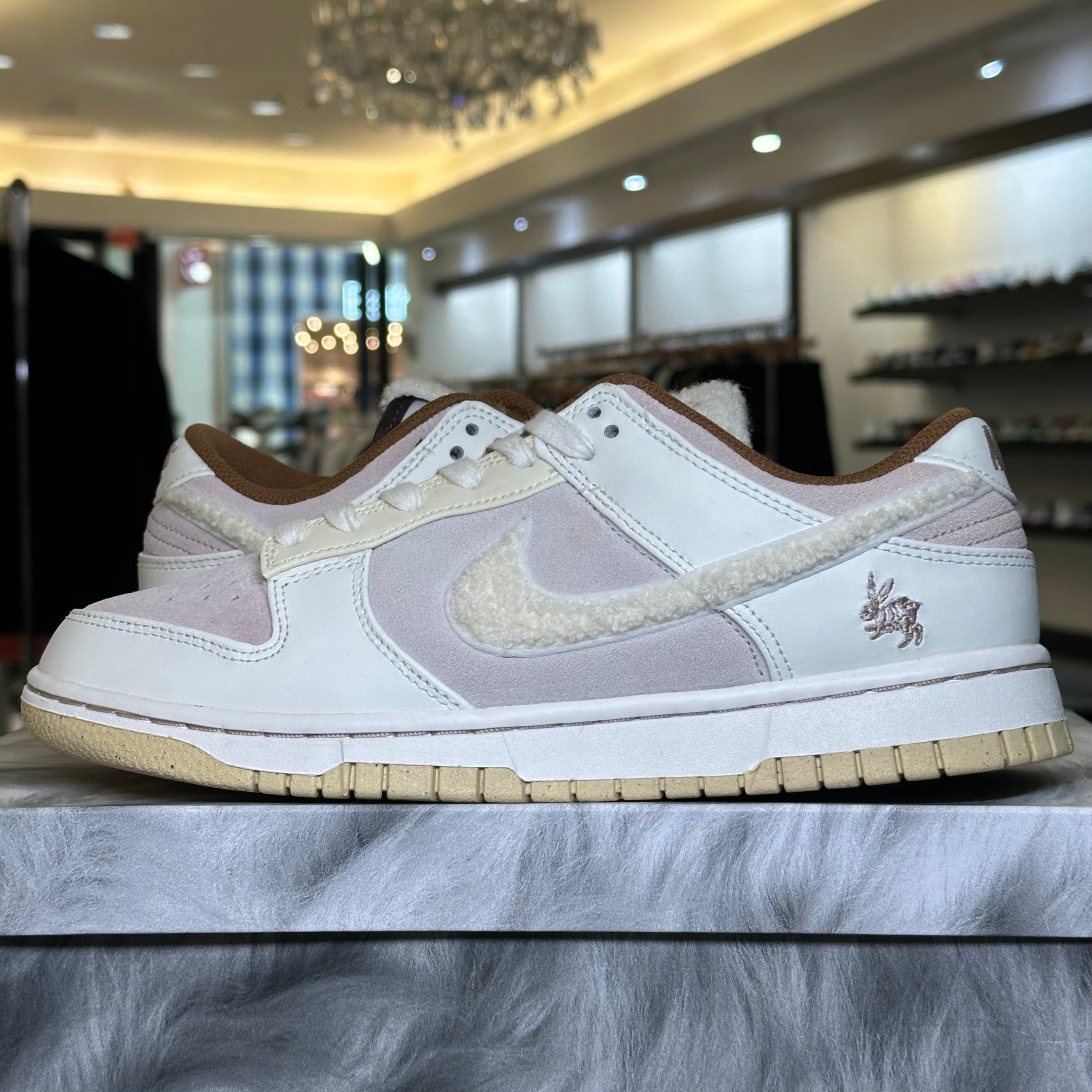 Nike Dunk Low Retro PRM Year of the Rabbit Fossil Stone (2023) (Pre-Owned)