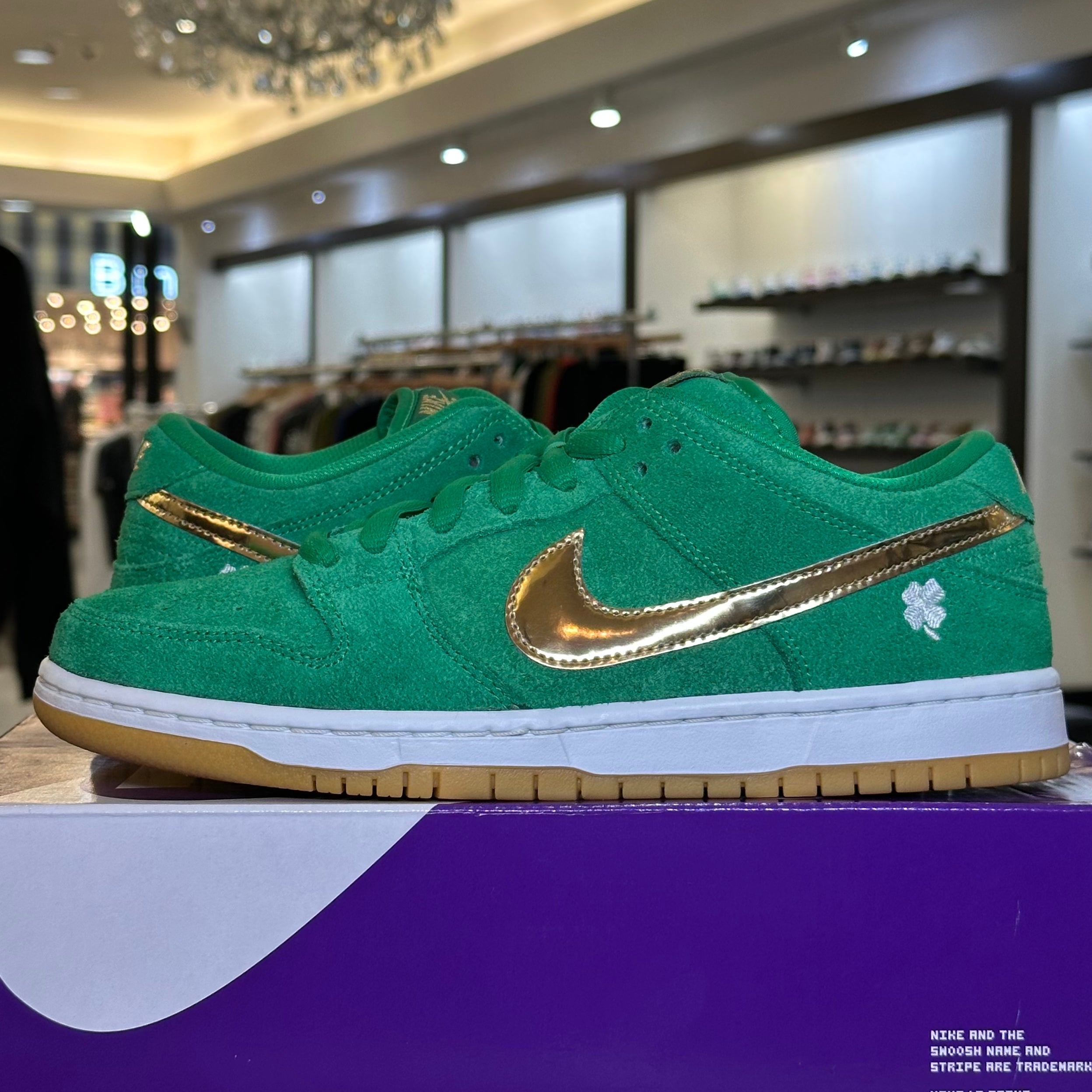 Nike SB Dunk Low Pro St. Patrick's Day (2022) (Pre-Owned)