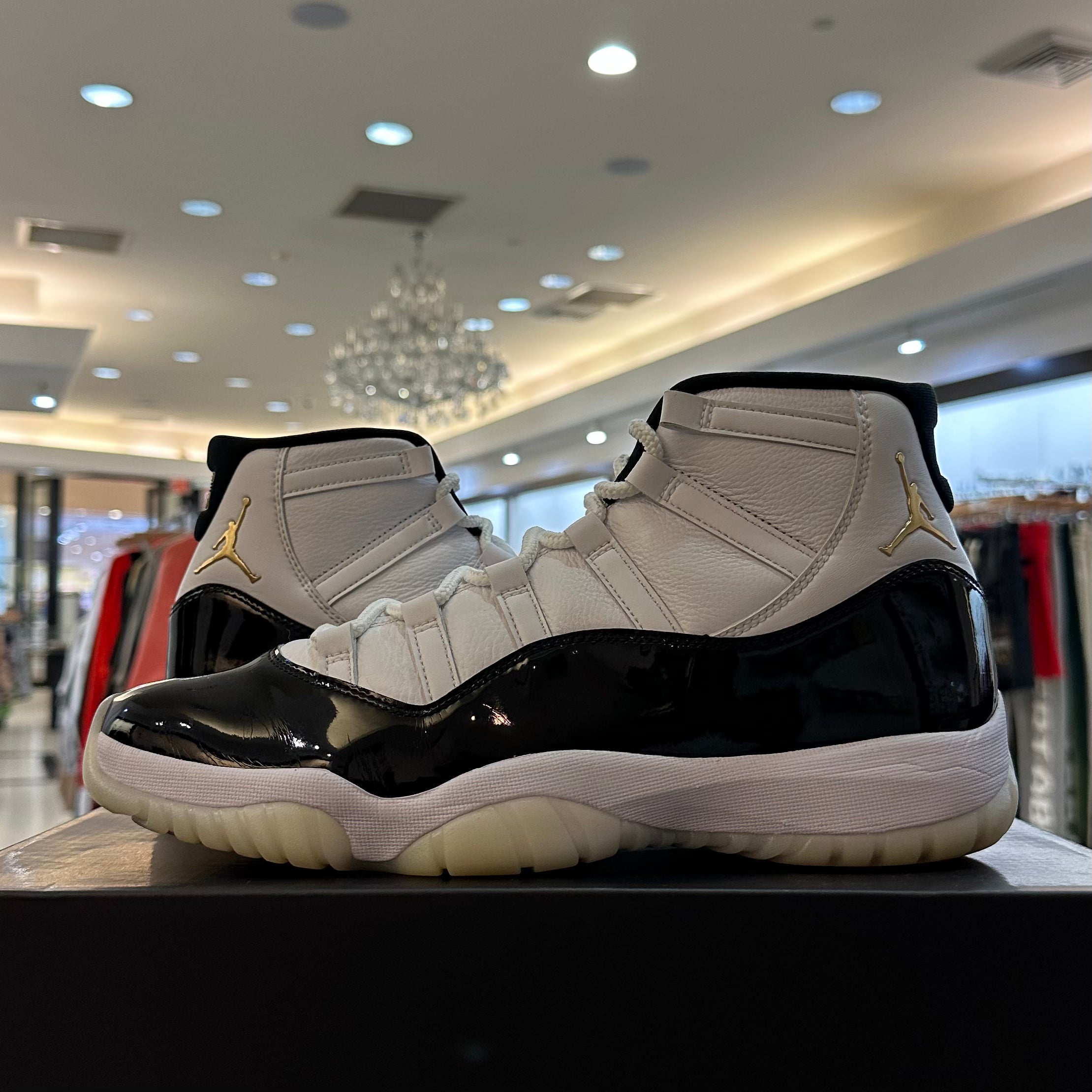 Air Jordan 11 Retro DMP Gratitude (2023) (Pre-Owned)