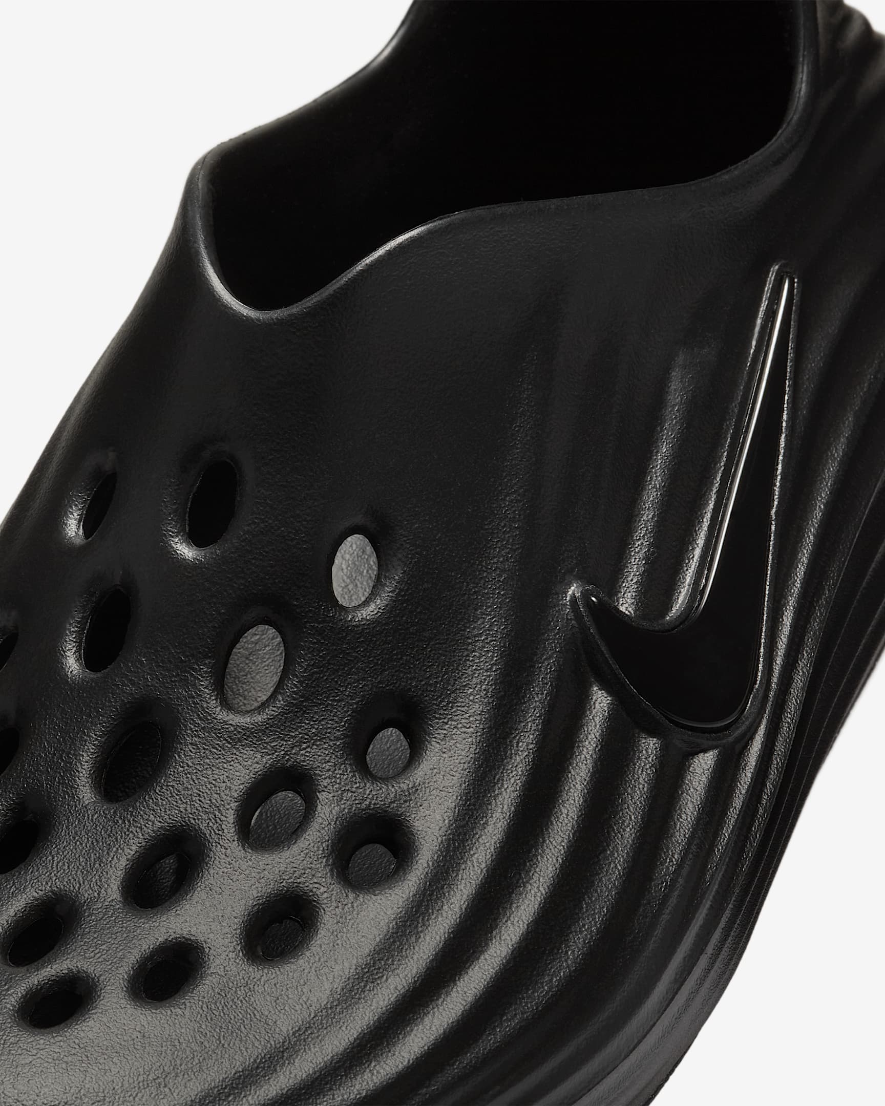 Nike ReactX Rejuven8 Triple Black